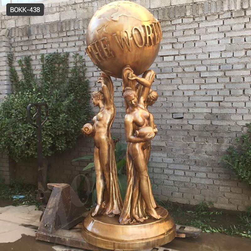 Outdoor Large the World is Yours Bronze Statue for Decoration BOKK-438