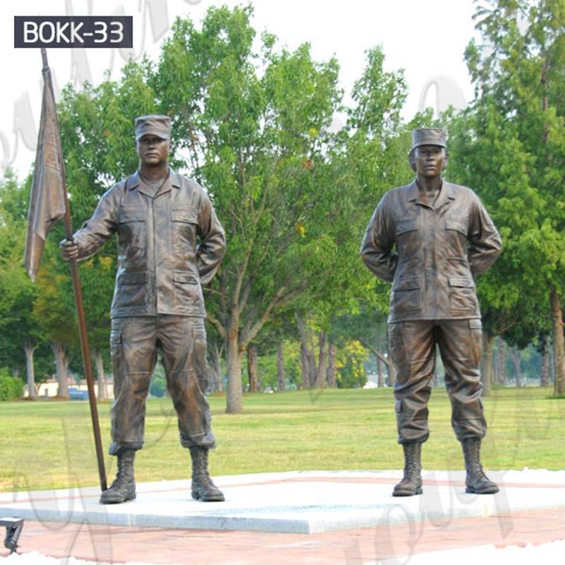 Outdoor Bronze Military Base Man And Woman Soldiers
