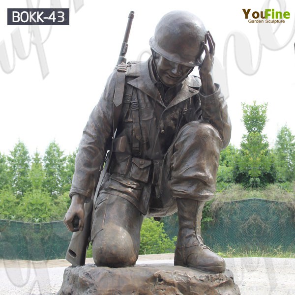 Life Size Kneeling Bronze Memorial Soldier Statue Monument Manufacturer