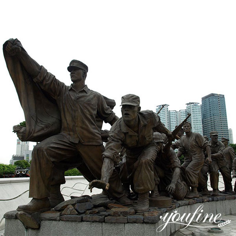 Military Statue Details: