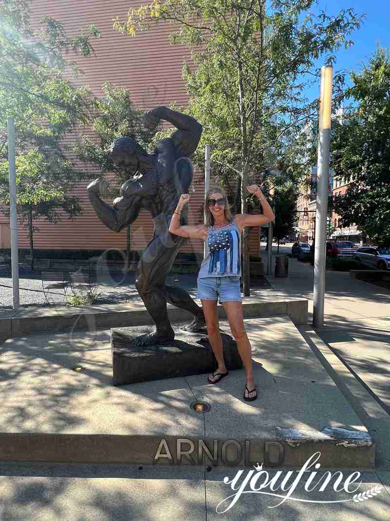 charm Arnold Schwarzenegger statue-YouFine Sculpture