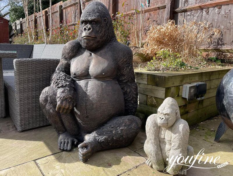 various life-size gorilla statue for sale-YouFine Sculpture