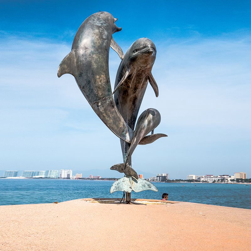 bronze dolphin sculpture1